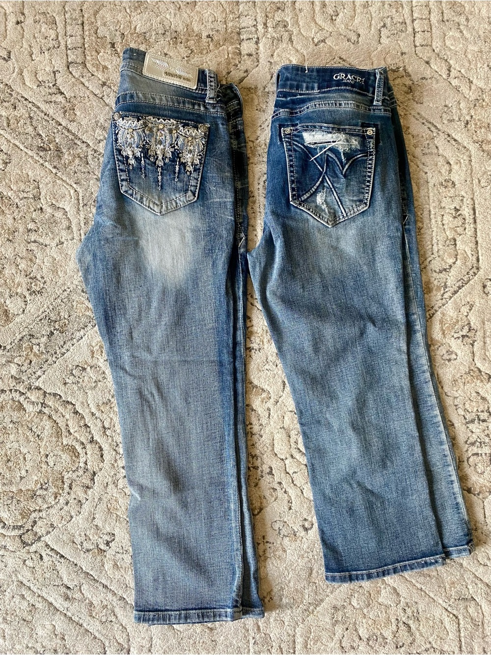 2 Pairs of Grace in LA Womens Blue Embellished Pocket Capris. Size 28